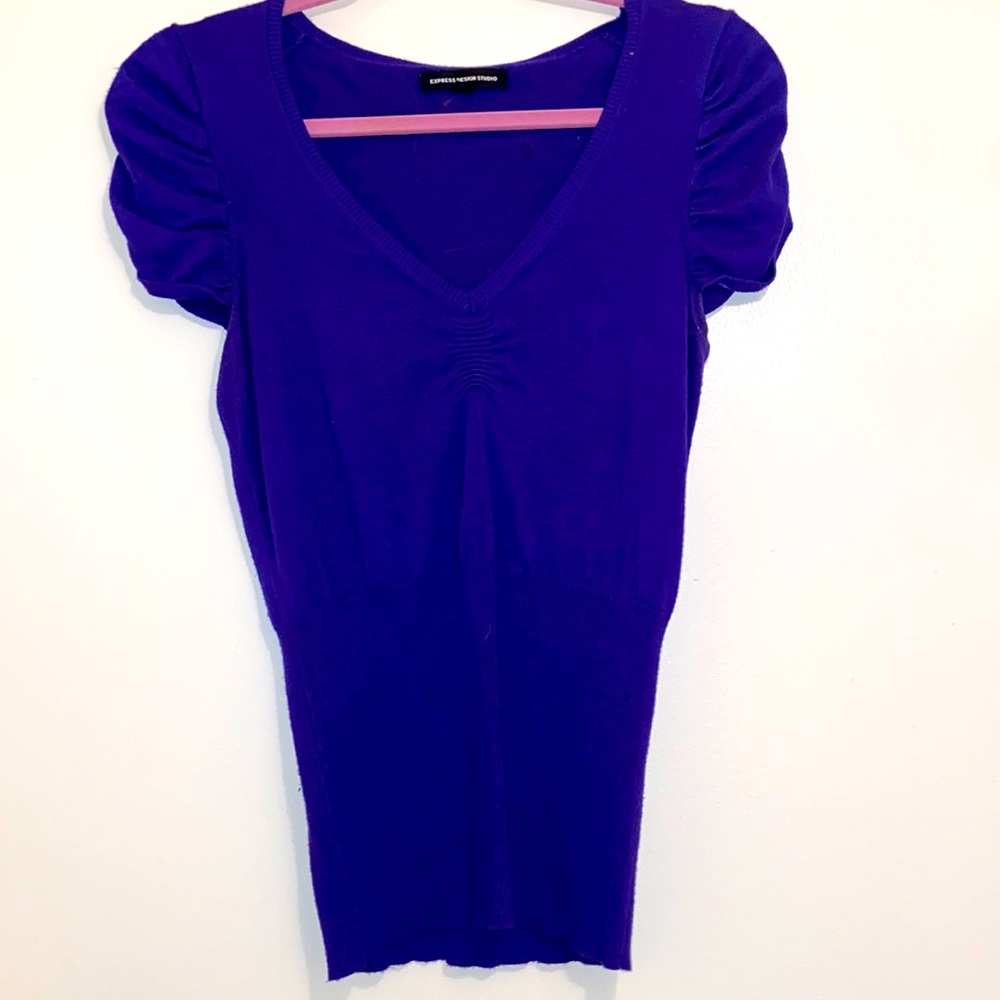 Short sleeve sweater shirt